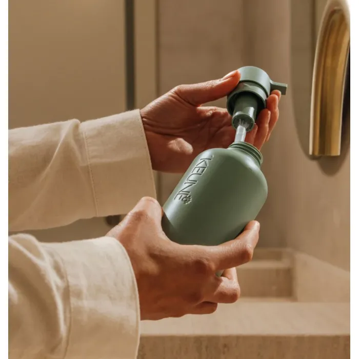 4310-so-pure-polish-conditioner-1-litre-1.webp