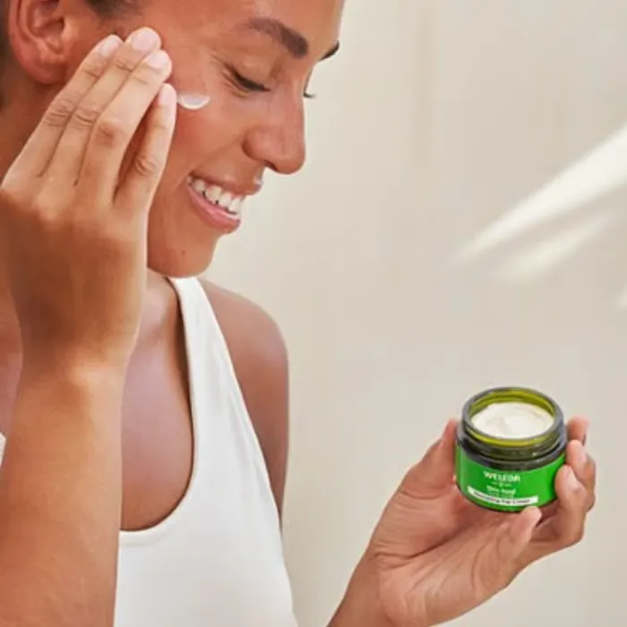 4543-skin-food-nourishing-day-cream-40ml-1.webp