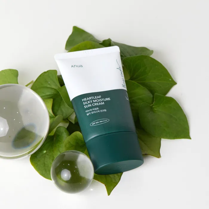 4601-heartleaf-silky-moisture-sun-cream-50ml-1.webp
