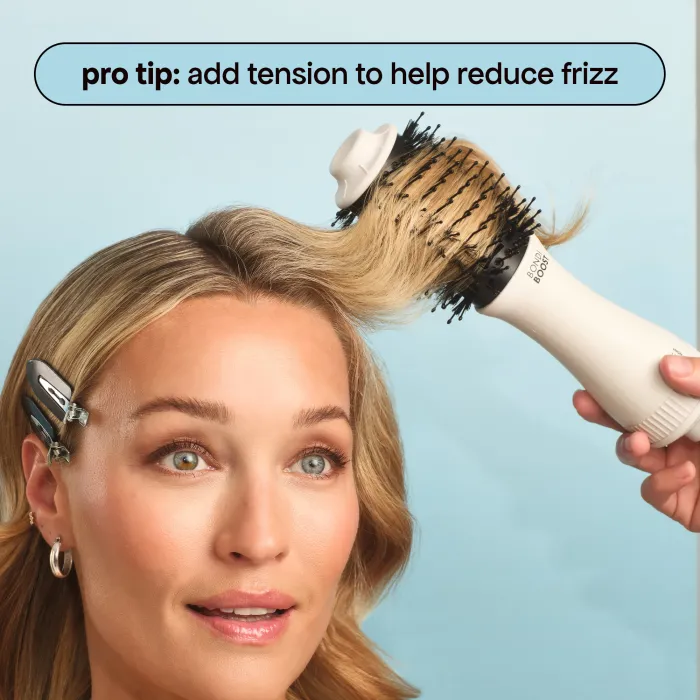 4724-mini-blowout-brush-1.webp