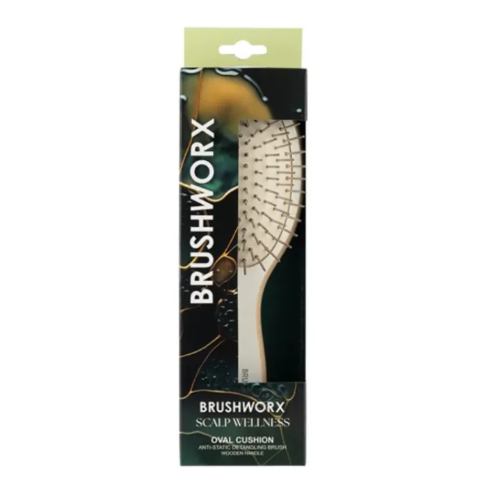4779-scalp-wellness-oval-cushion-brush-1.webp