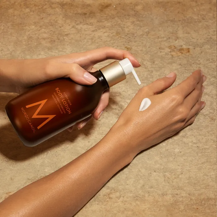 4893-body-lotion-ambre-noir-360ml-1.webp