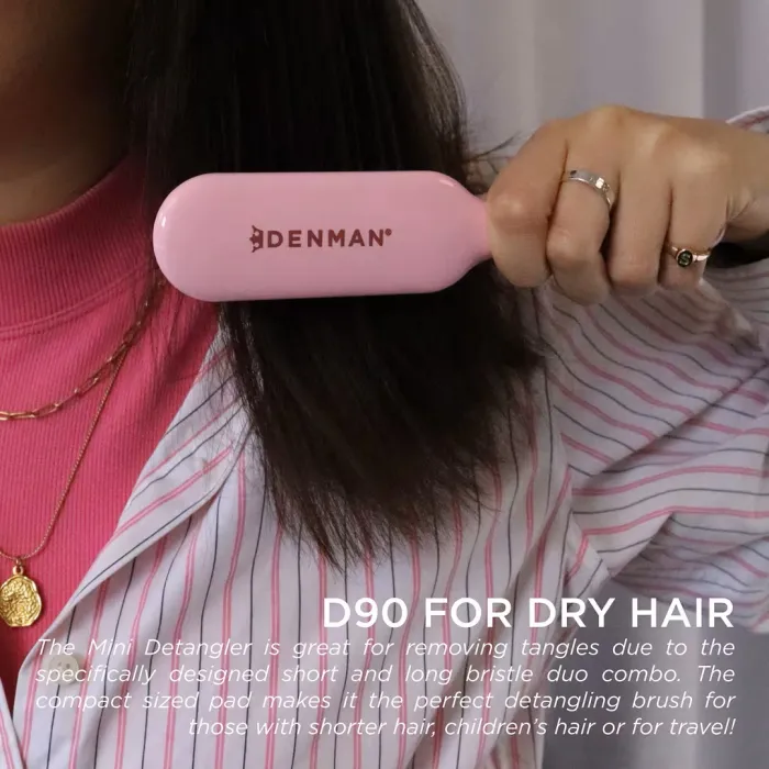 D90 Pastel Pink Tangle Tamer Ultra Mini Brush