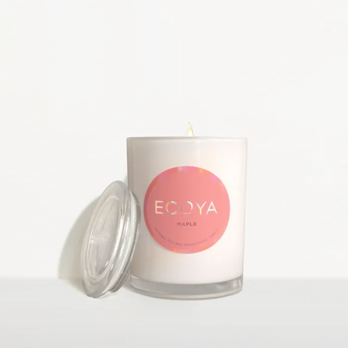 Metro Candle in Maple 270g