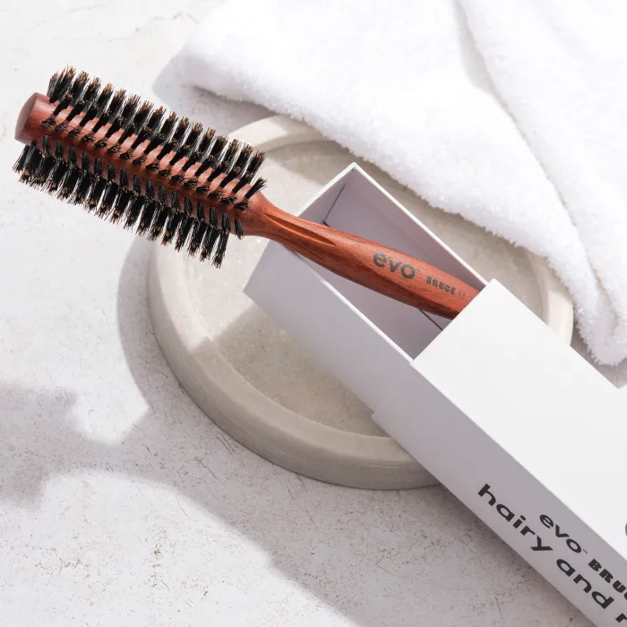 663-bruce-22-natural-bristle-radial-brush-22mm-1.webp